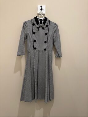 Black and White Houndstooth Fit-and-Flare Dress with Collar